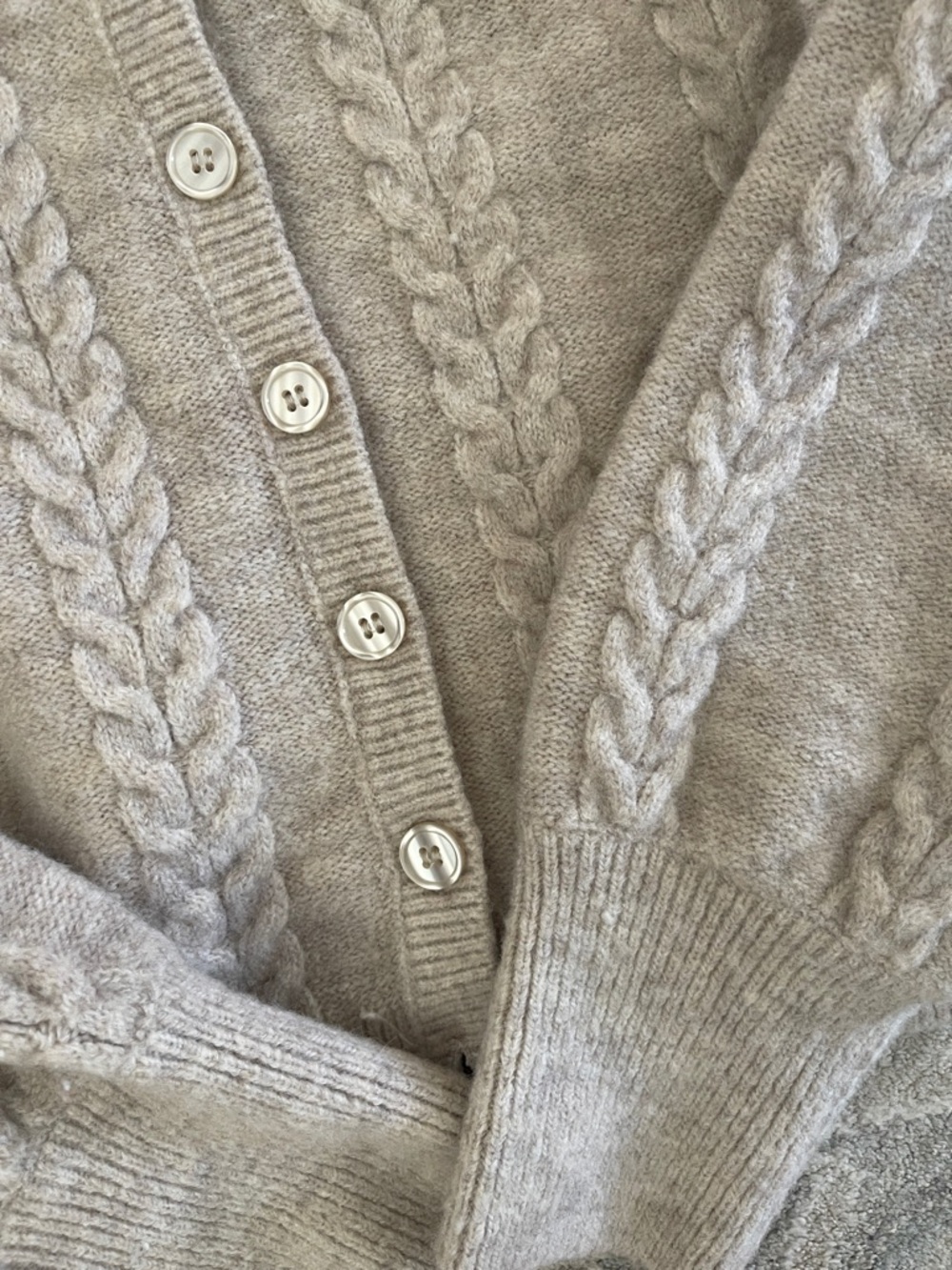 H&M Cream Cable Knit Button-Up Cardigan - Picture 3 of 4